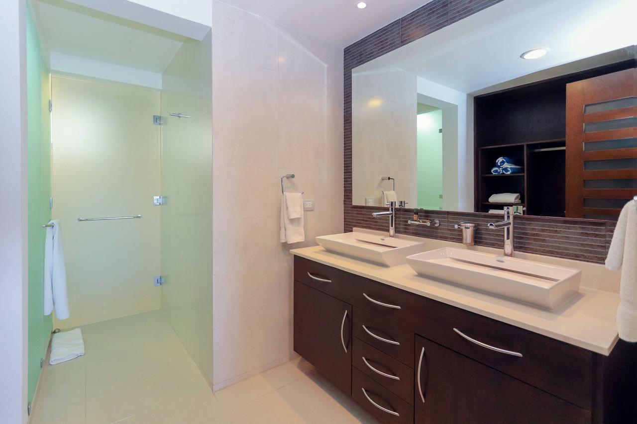 Beachfront With Tub, 3 Bedroom & Pool - At Mareazul Corazon Сasa de vacaciones *