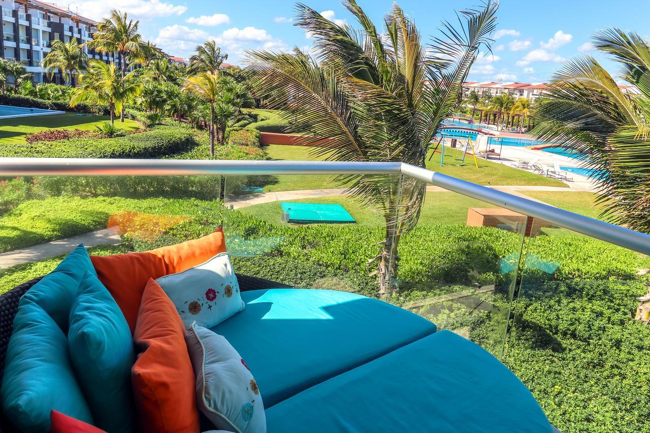 Beachfront With Tub, 3 Bedroom & Pool - At Mareazul Corazon